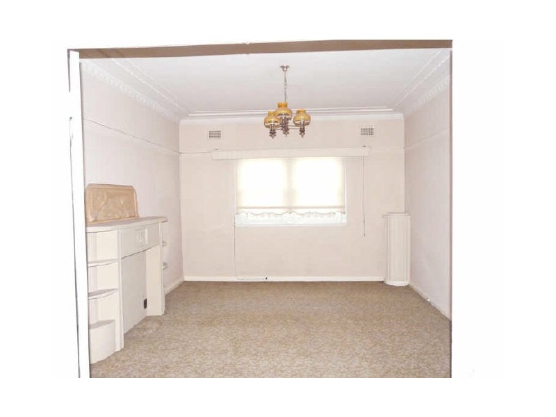 106 Auburn Road, Birrong NSW 2143
