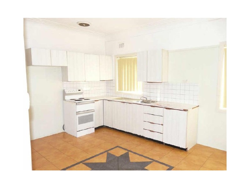 34 Dorothy St, Chester Hill NSW 2162