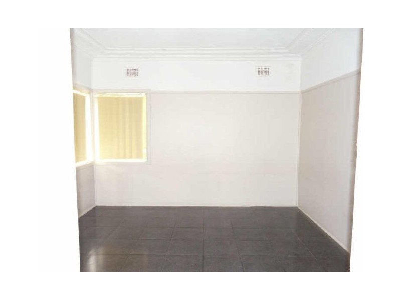 34 Dorothy St, Chester Hill NSW 2162