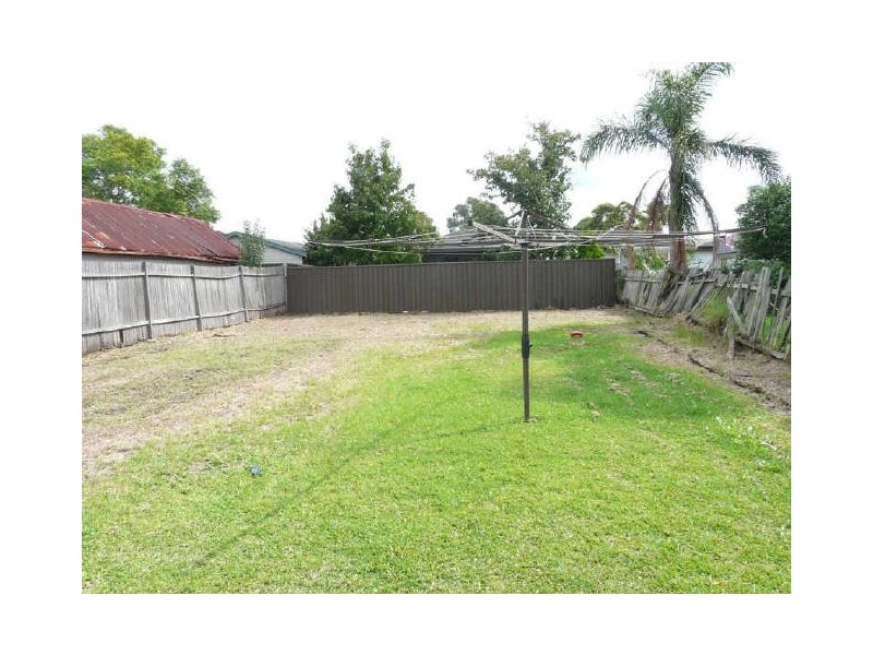 34 Dorothy St, Chester Hill NSW 2162