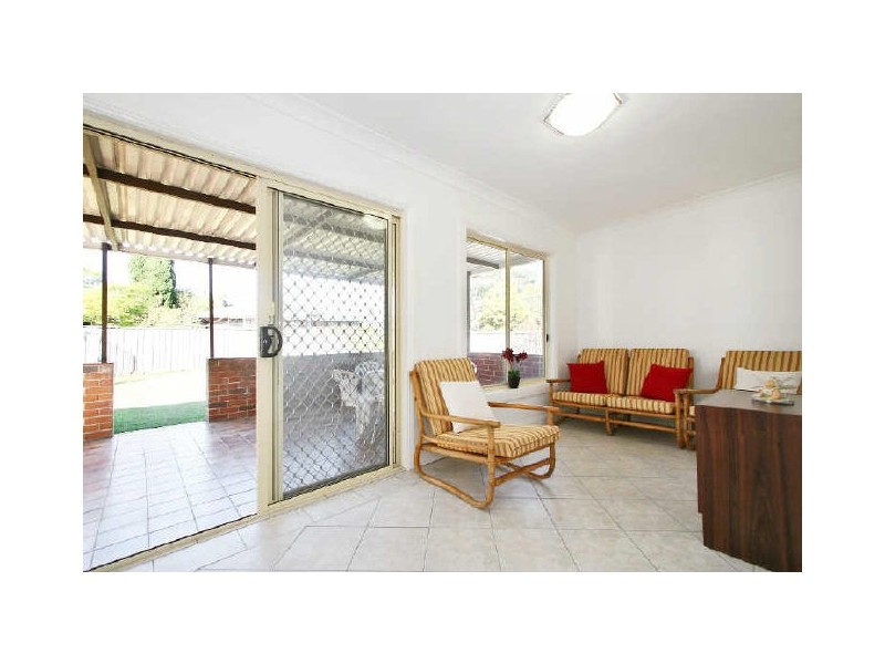 7 O’Hagon St, Chester Hill NSW 2162