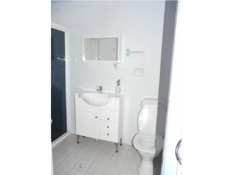 27 Dorothy St, Chester Hill NSW 2162