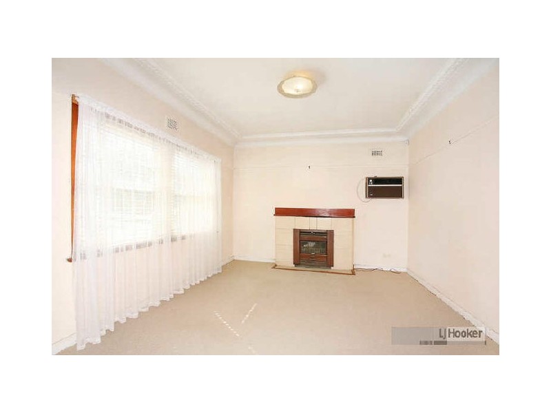 9 Banool St, Chester Hill NSW 2162