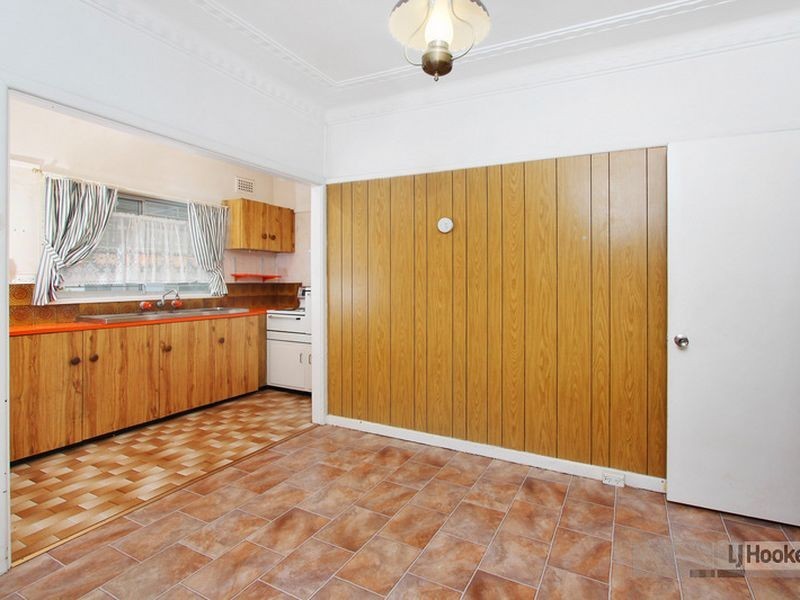 51 Rodd St, Birrong NSW 2143