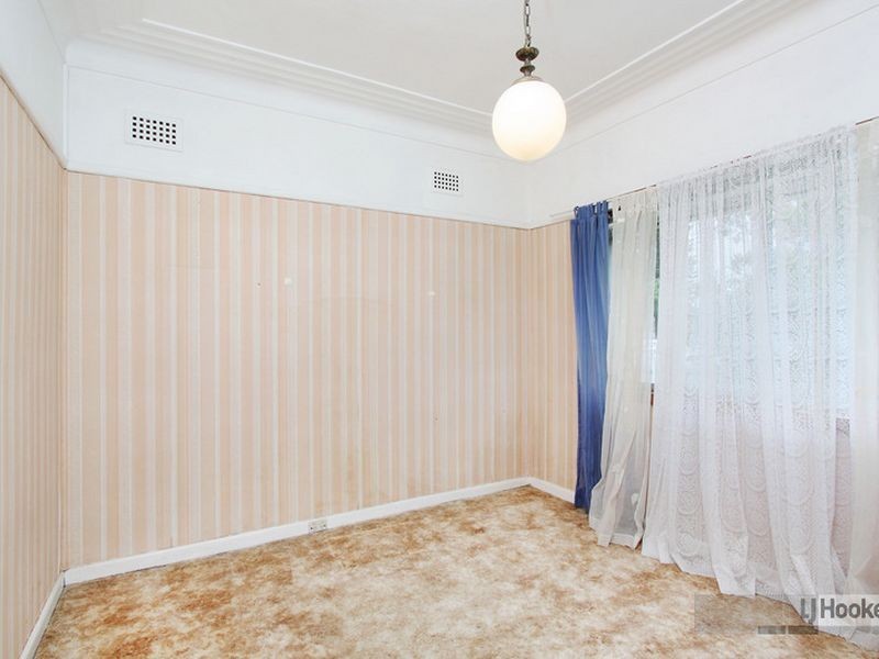 51 Rodd St, Birrong NSW 2143
