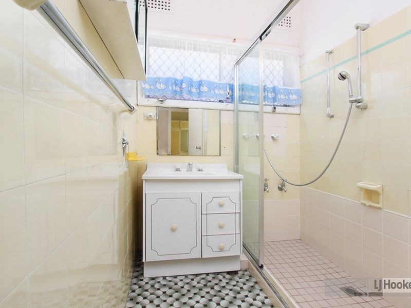 51 Rodd St, Birrong NSW 2143