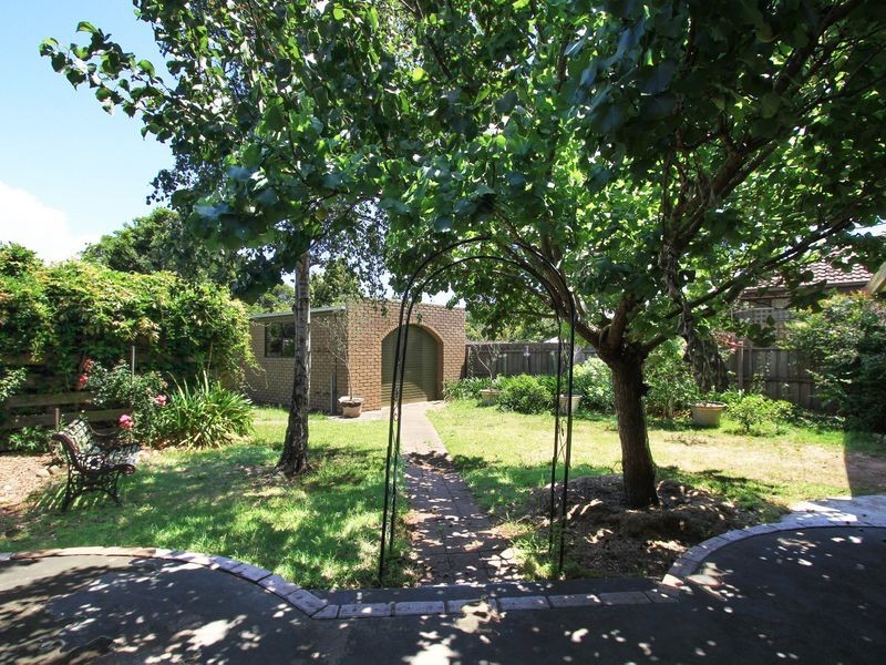 9 Janice Way, Sale VIC 3850