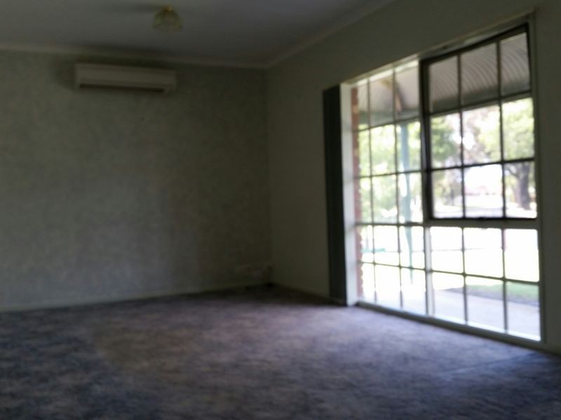 25 Coverdale Drive, Sale VIC 3850