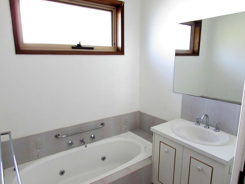 2/56 Darling Street, Sale VIC 3850