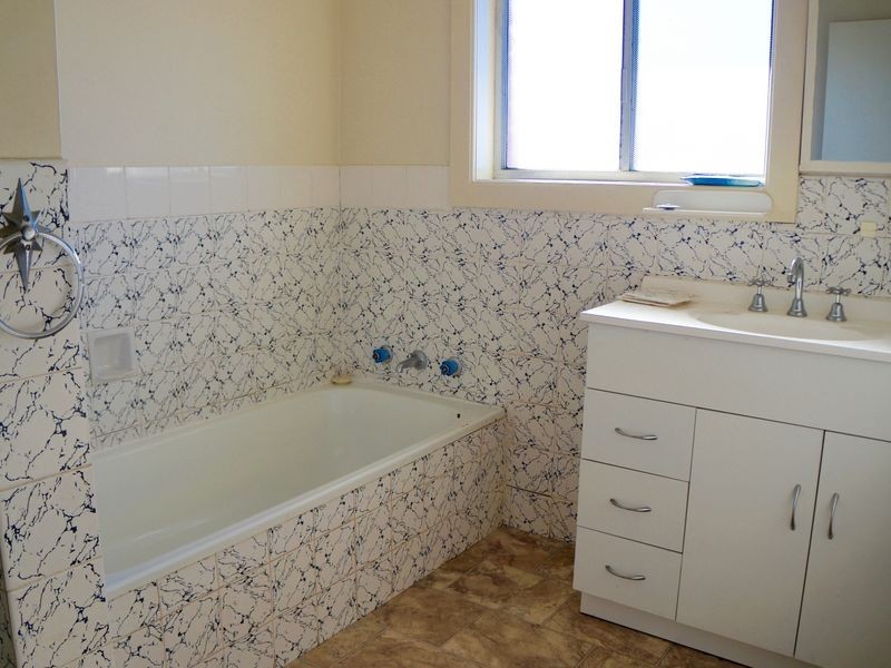 25 Howard Street, Sale VIC 3850