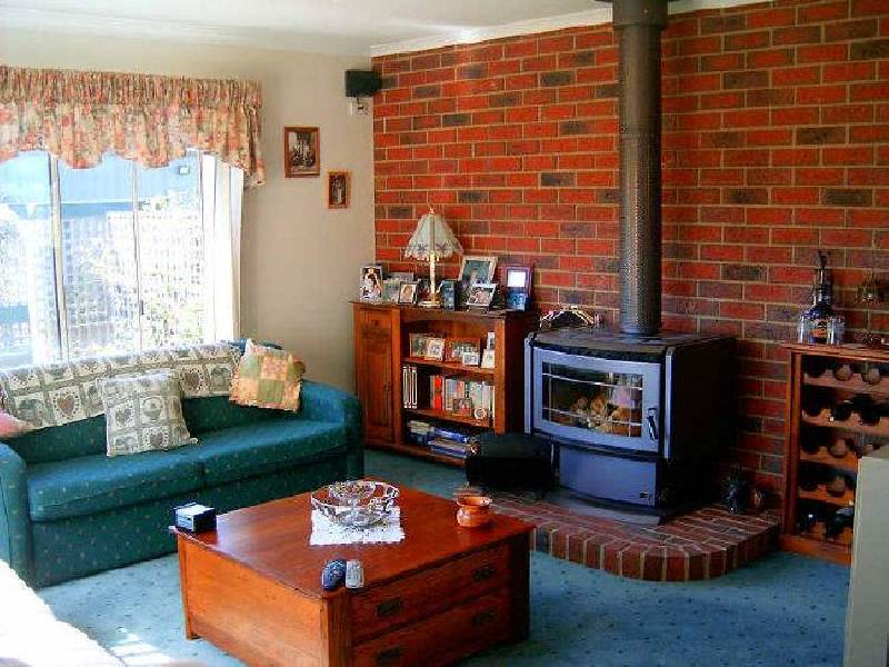 36 Merrick Street, Stratford VIC 3862