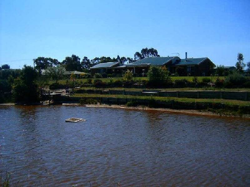 36 Merrick Street, Stratford VIC 3862