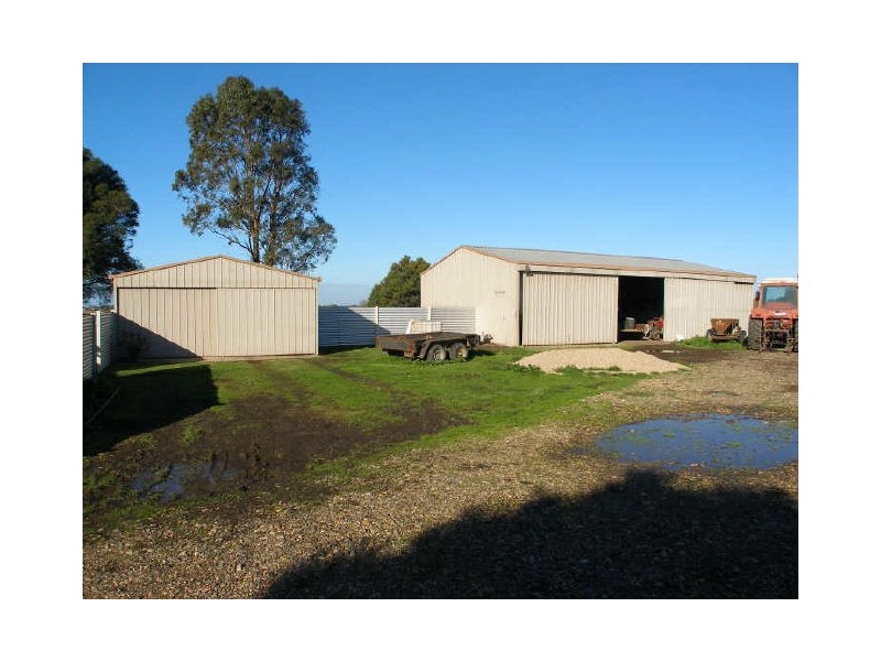 490 Boisdale Stratford Road, Maffra VIC 3860