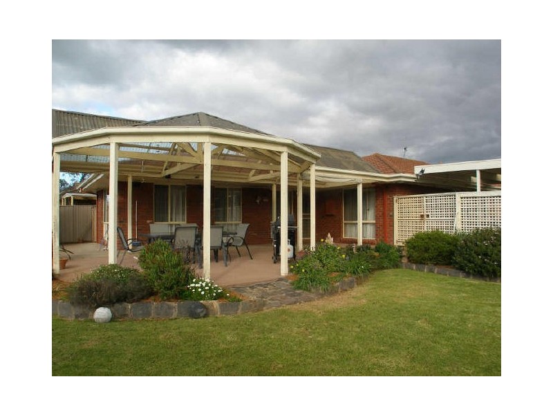 1 Anna Court, Sale VIC 3850