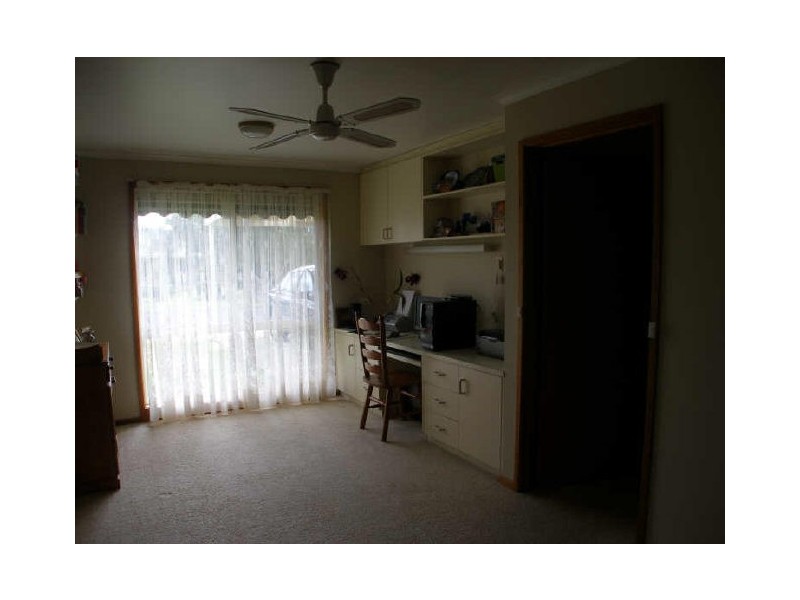 1 Anna Court, Sale VIC 3850