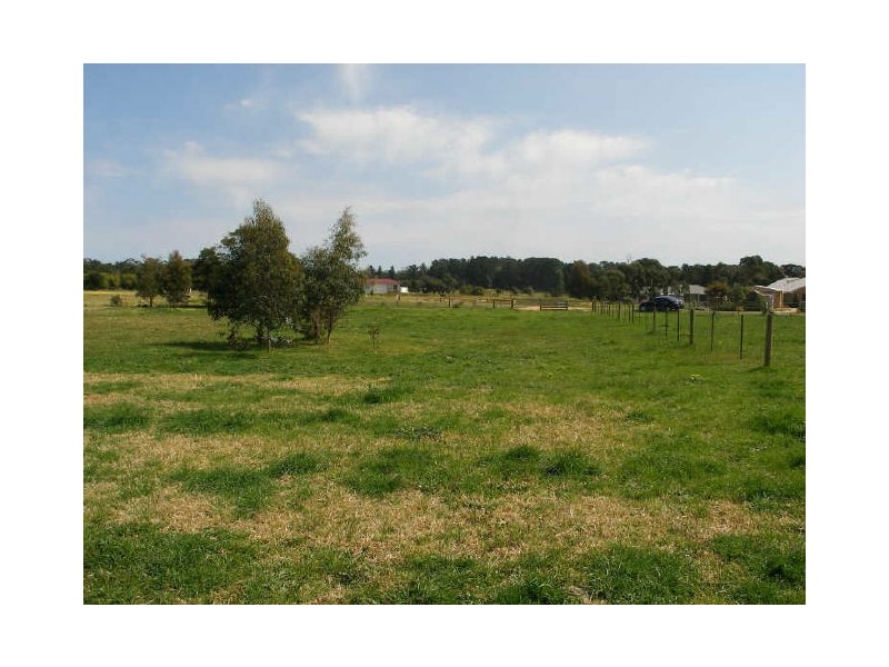 Lot 2 Lord Court, Longford VIC 3851