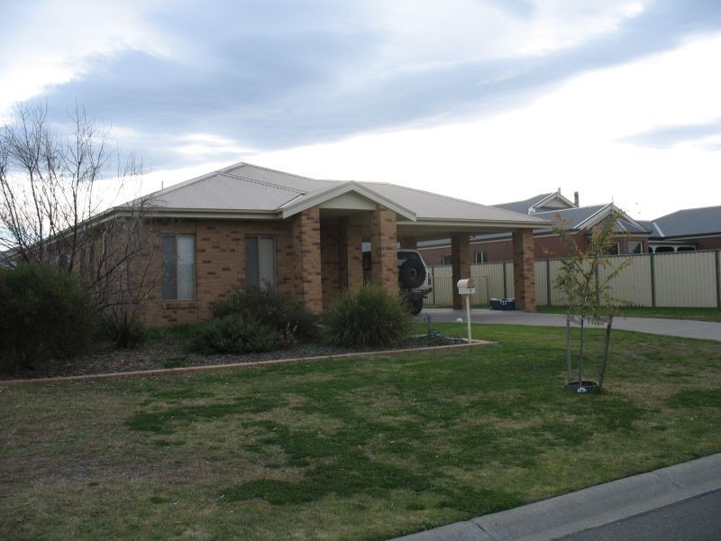 5 Kelly Court, Stratford VIC 3862