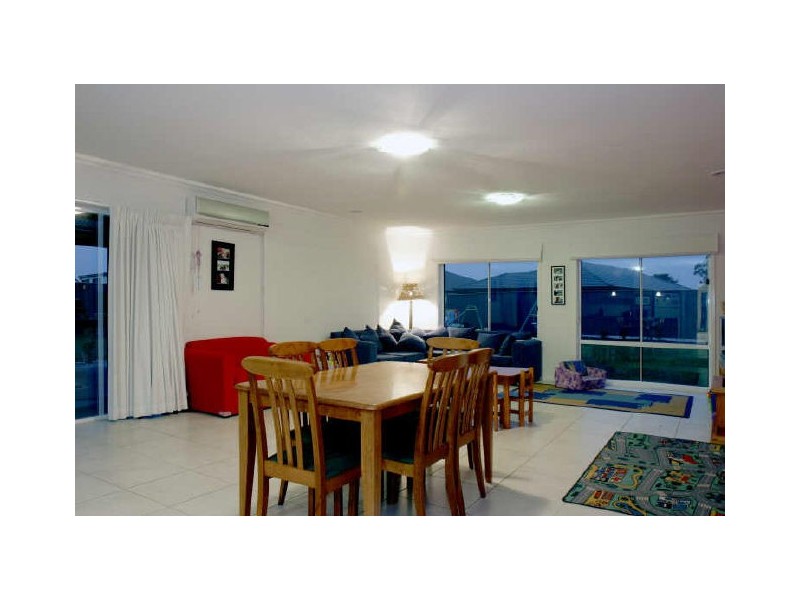 30 Krista Court, Sale VIC 3850