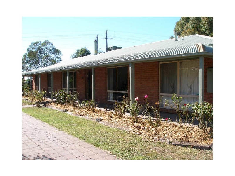 11 Melaleuca Court, Sale VIC 3850