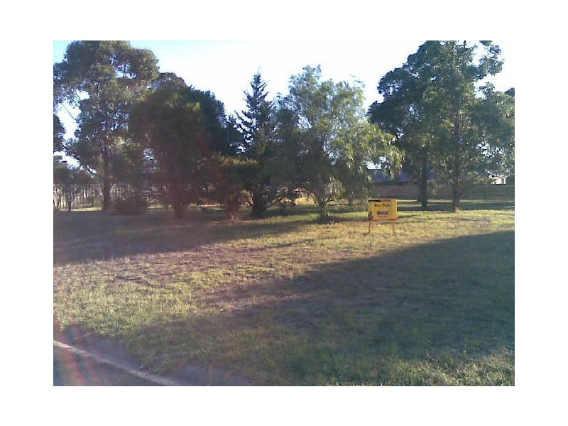 11 Davis Street, Stratford VIC 3862