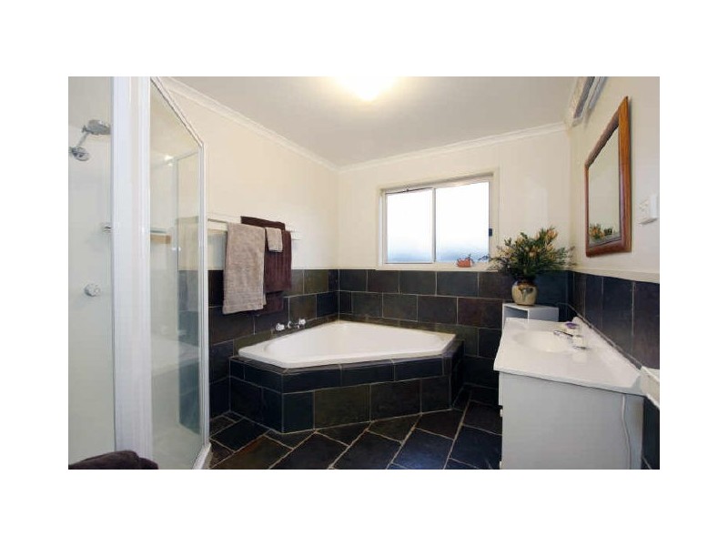 79 Gerrand Drive, Longford VIC 3851