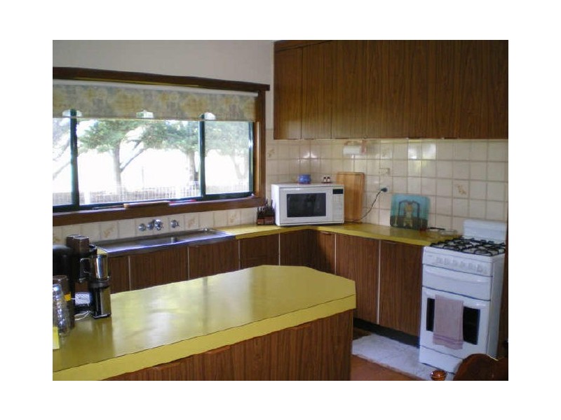 549 Nambrok Hall Road, Nambrok VIC 3847