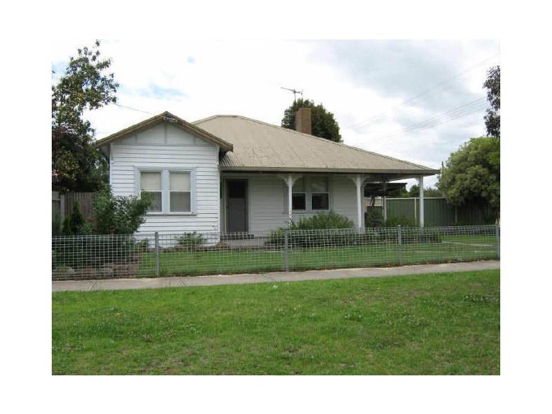 99 Fitzroy Street, Sale VIC 3850