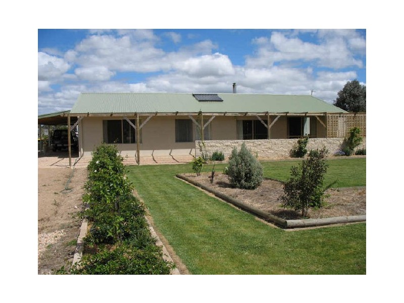 32 Carter Street, Stratford VIC 3862