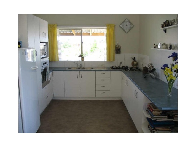 32 Carter Street, Stratford VIC 3862