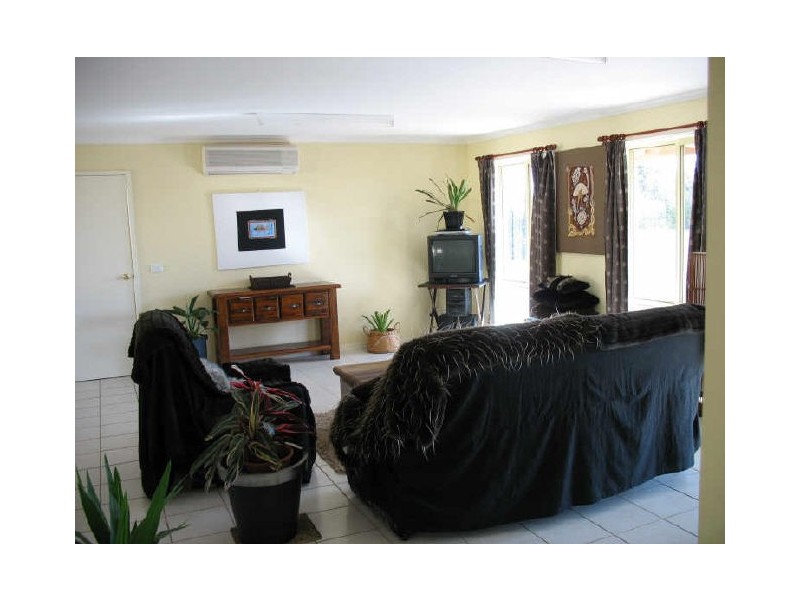 9 Mountainview Drive, Stratford VIC 3862