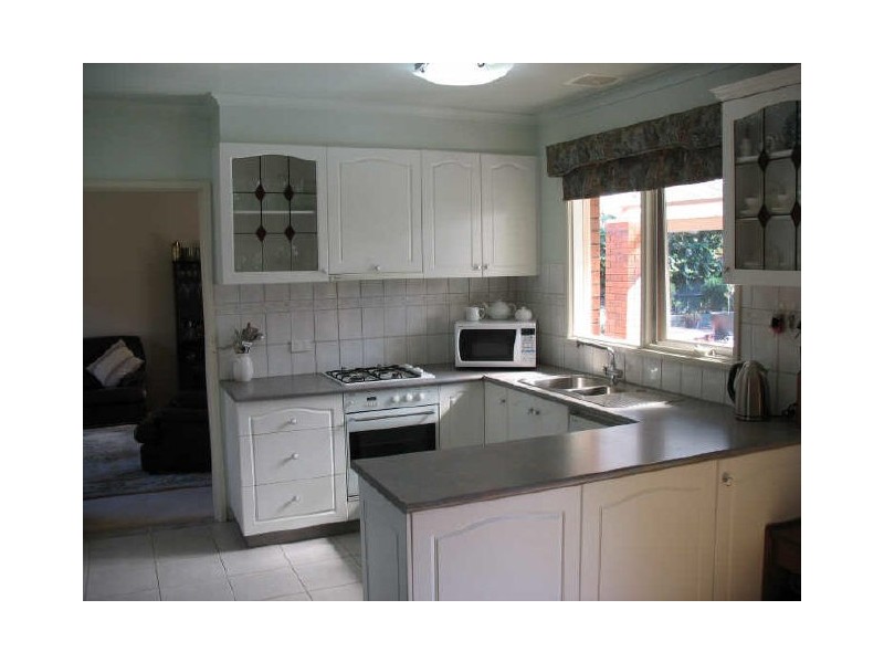3 Phillip Crescent, Sale VIC 3850