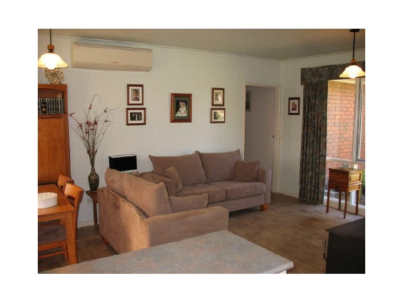 3 Phillip Crescent, Sale VIC 3850