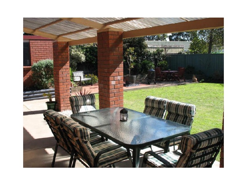 3 Phillip Crescent, Sale VIC 3850