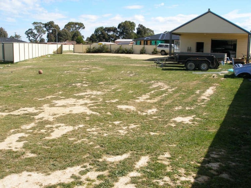 10 Gilchrist Court, Stratford VIC 3862