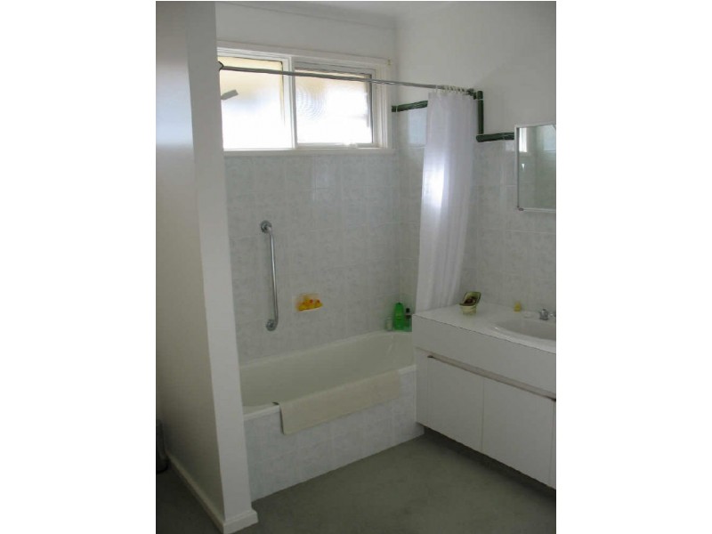 1 Elgata Court, Sale VIC 3850