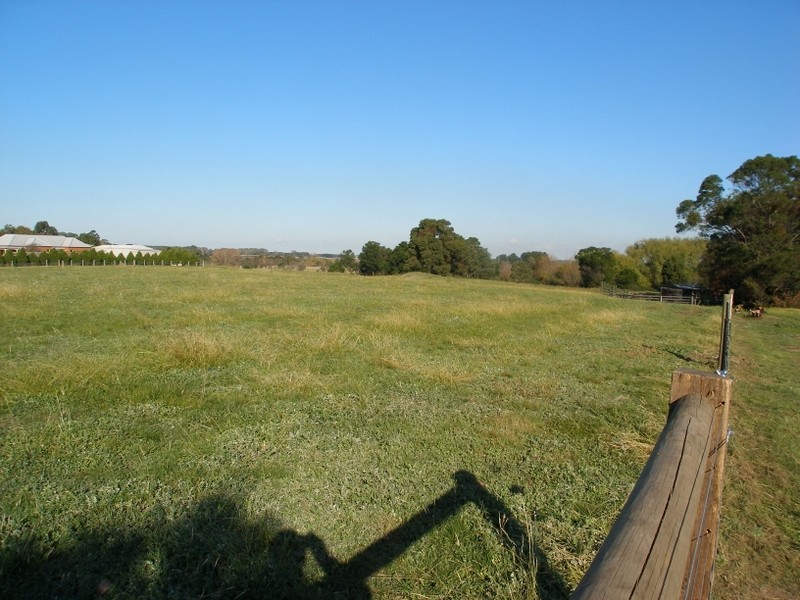 CA 8 & 1 Davis Street, Stratford VIC 3862