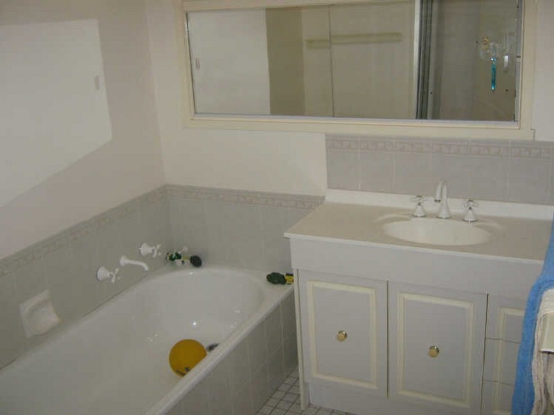 11 Sandra Court, Sale VIC 3850