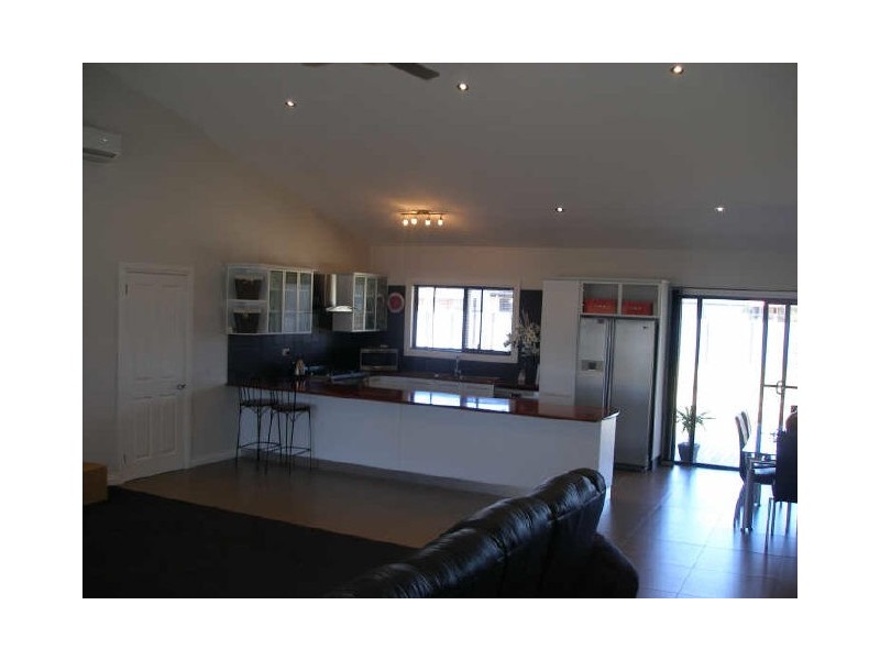 12 Redbank Road, Stratford VIC 3862