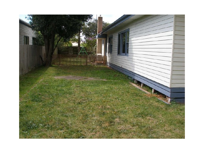 8 Picton Court, Sale VIC 3850