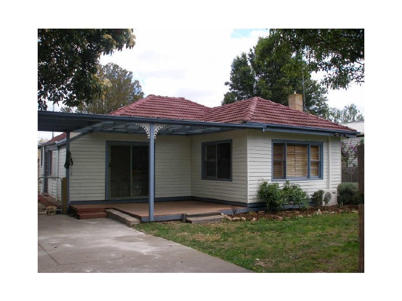 8 Picton Court, Sale VIC 3850