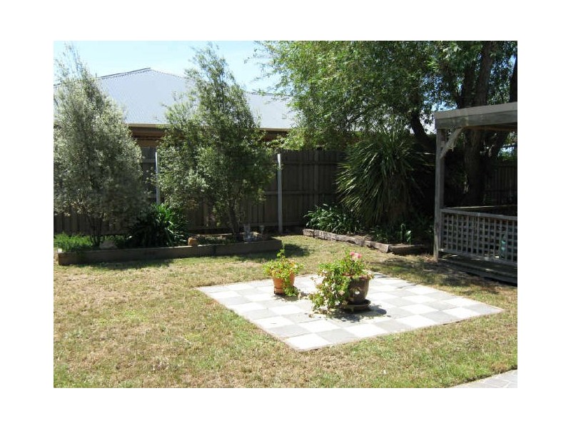31 Valentine Crescent, Sale VIC 3850