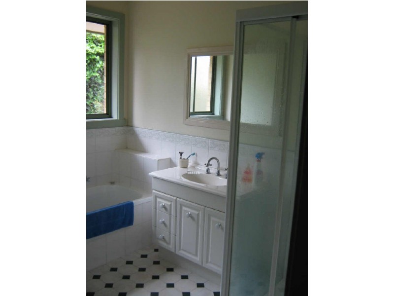 2/8 Market Street, Sale VIC 3850