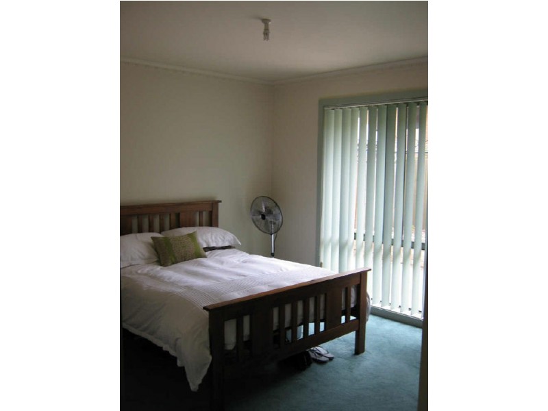 2/8 Market Street, Sale VIC 3850