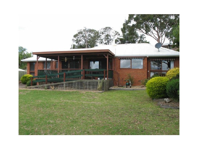 12 Brennans Road, Longford VIC 3851