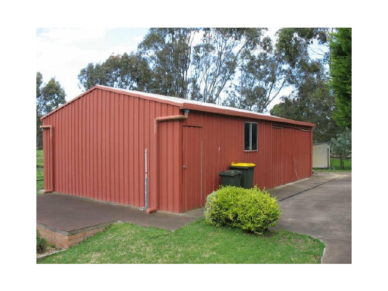 12 Brennans Road, Longford VIC 3851