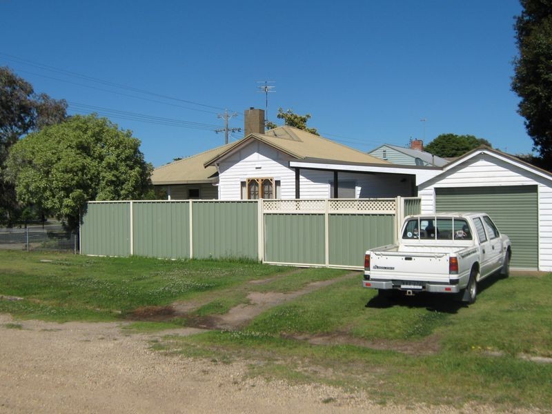 99 Fitzroy Street, Sale VIC 3850