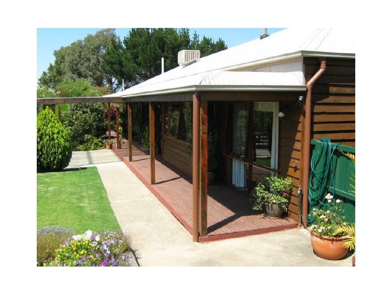 391 Redbank Road, Stratford VIC 3862