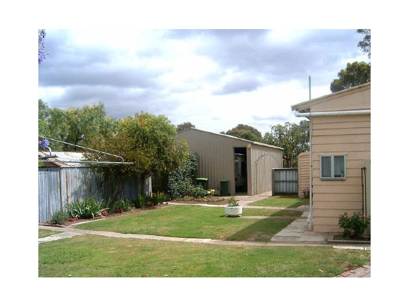 16 Buckley St, Stratford VIC 3862