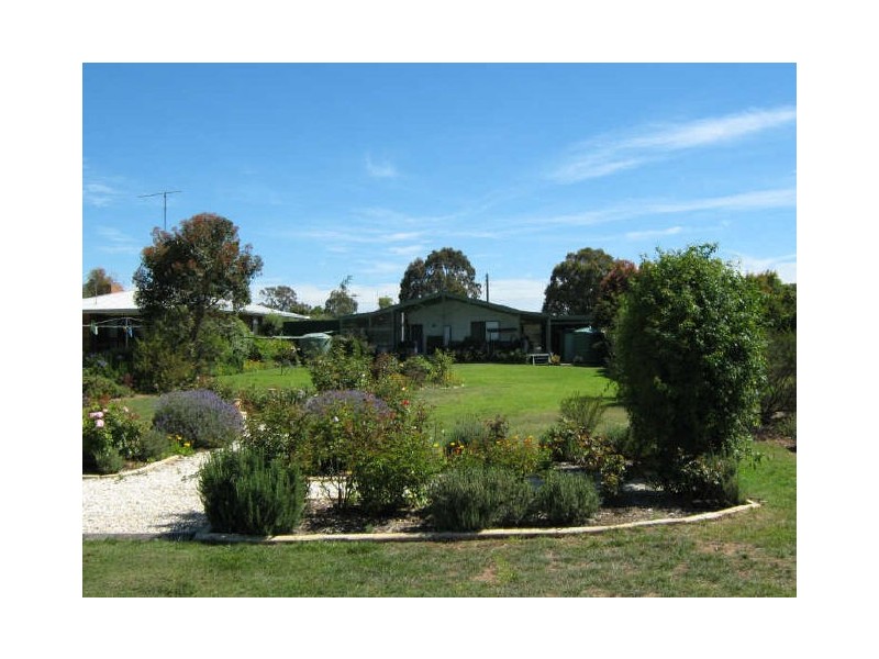 14 Thompson Street, Stratford VIC 3862