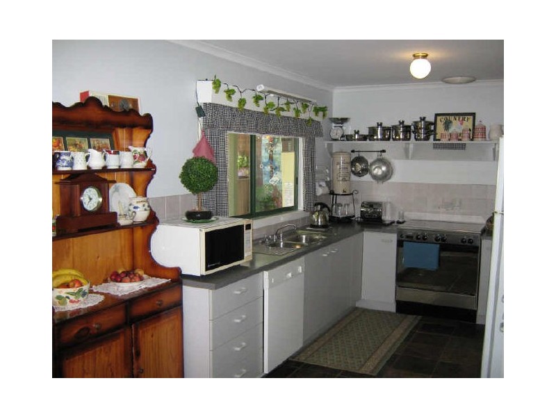 14 Thompson Street, Stratford VIC 3862